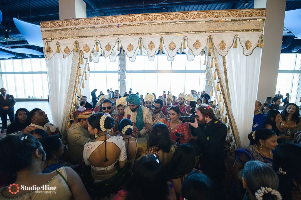 574 1553 - South Asian Weddings