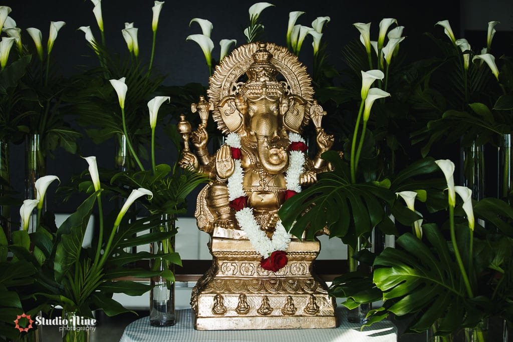 574 1568 - South Asian Weddings