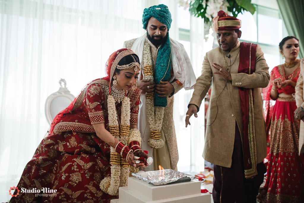 574 1785 - South Asian Weddings