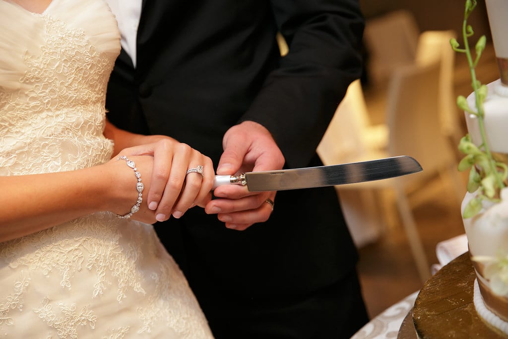 H86C0851 1 - Wedding Cake