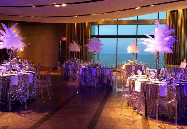 Feather centerpieces Gatsby look - Receptions