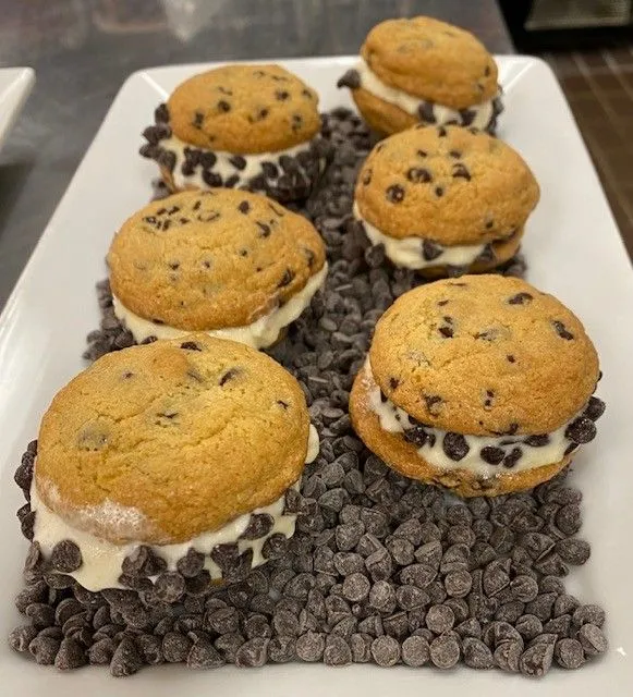 icecream - Butlered Desserts