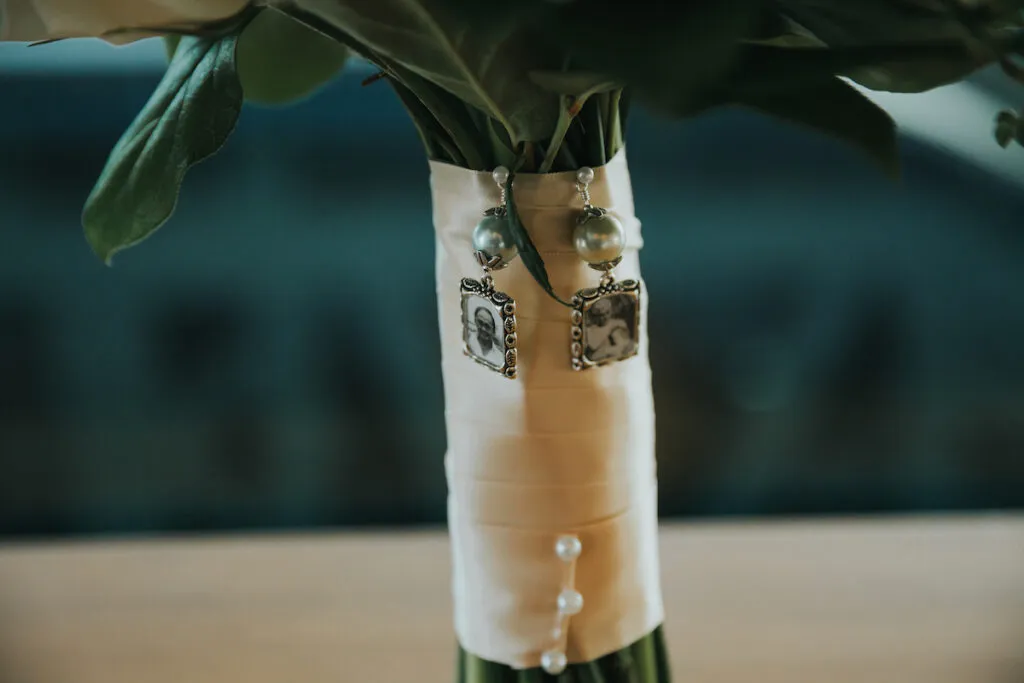 Memory Bouquet Pictures 1024x683 - Details