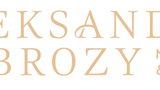 AA Done 3 536x302 - Alexsandra Ambrozy Makeup & Hair Artistry